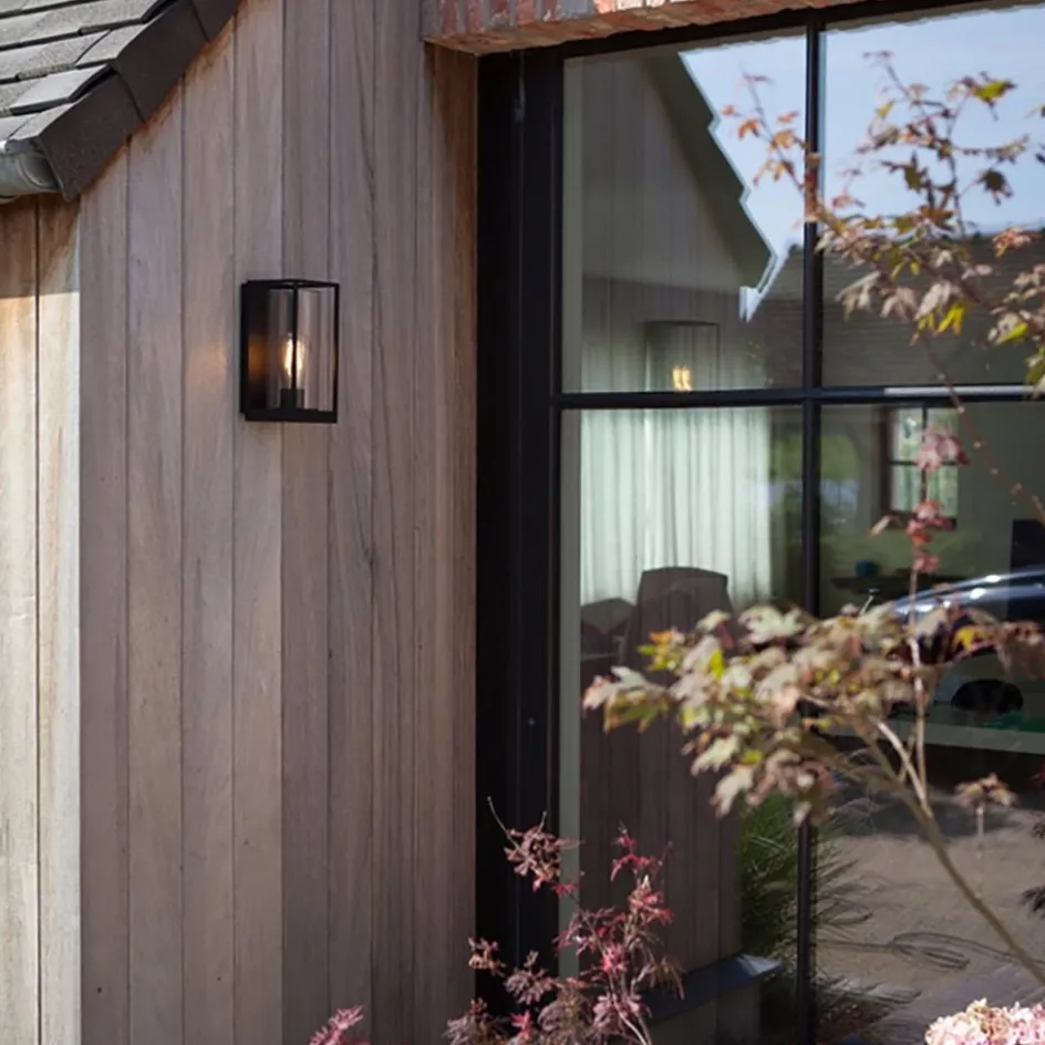 Buitenlantaarn rechthoek zwart/helder glas IP44>Straluma Outlet