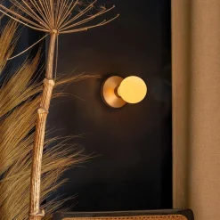 Dimbare wandlamp op batterij goud met frosted><noscript><img width=