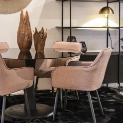 Eetkamertafel ronde glazen plaat zwart met mango houten voet></noscript>Straluma Hot