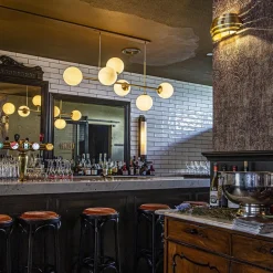 Hanglamp 6L brass met opaal bolglas><noscript><img width=