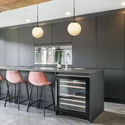 Hanglamp zwart met opaal wit glas 30 cm></noscript>Straluma Online