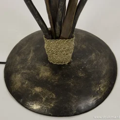 Houten vloerlamp met kelk van schelpen></noscript>Straluma Online