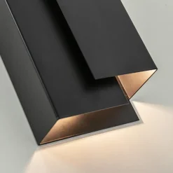 Metalen wandlamp zwart met overlap><noscript><img width=