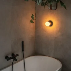 Oplaadbare wandlamp zwart incl frosted lichtbron></noscript>Straluma Hot