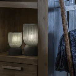 Phoebe kleine light and living tafellamp blauw-grijs op batterijen></noscript>Straluma New