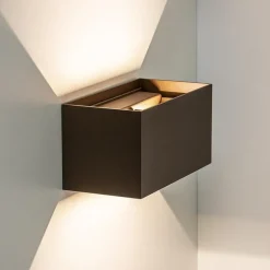 Rechthoekige LED buitenlamp aluminium bruin></noscript>Straluma New