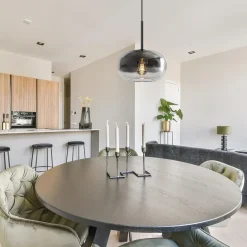 Ronde hanglamp zwart met smoke/helder glas gradient></noscript>Straluma