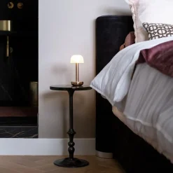 Sfeervolle tafellamp goud met frosted kapje op batterij></noscript>Straluma Sale