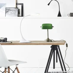 Speelse zwarte bureaulamp Zozy LED><noscript><img width=