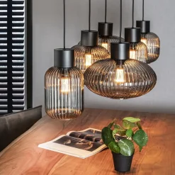 Stijlvolle 6-lichts eettafelhanglamp zwart met smoke glas></noscript>Straluma Clearance