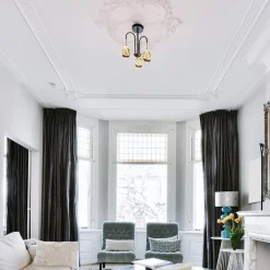 Strak klassieke plafondlamp egg goud met zwart></noscript>Straluma New