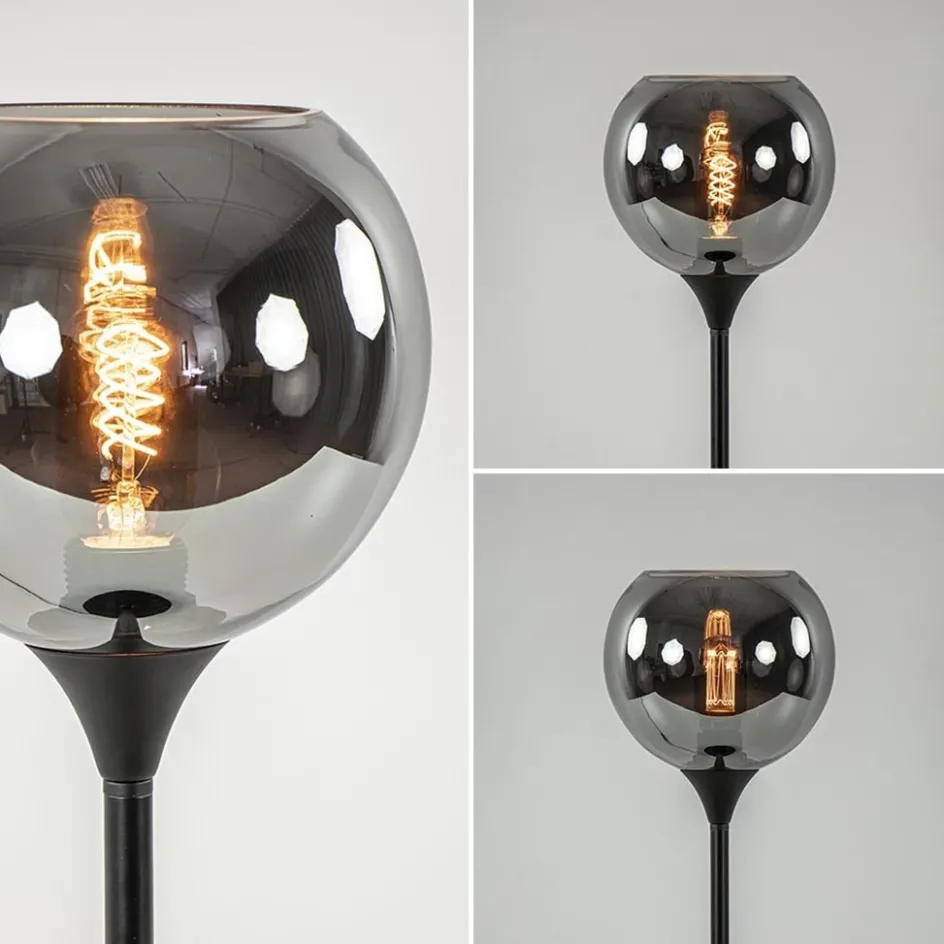 Tafellamp mat zwart met 20 cm smoke glazen bol>Straluma Online