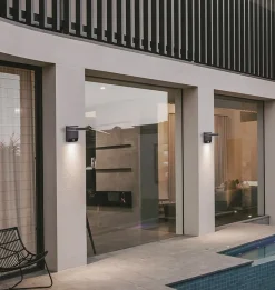 Verstelbare LED buitenlamp zwart IP54 met sensor></noscript>Straluma Sale