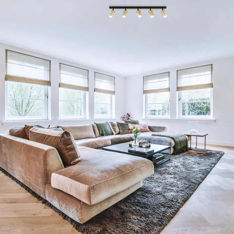 Verstelbare 5-lichts GU10 opbouwspot goud met zwart>Straluma New