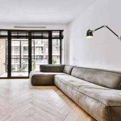 Verstelbare wandlamp mat zwart met gouden details></noscript>Straluma Clearance